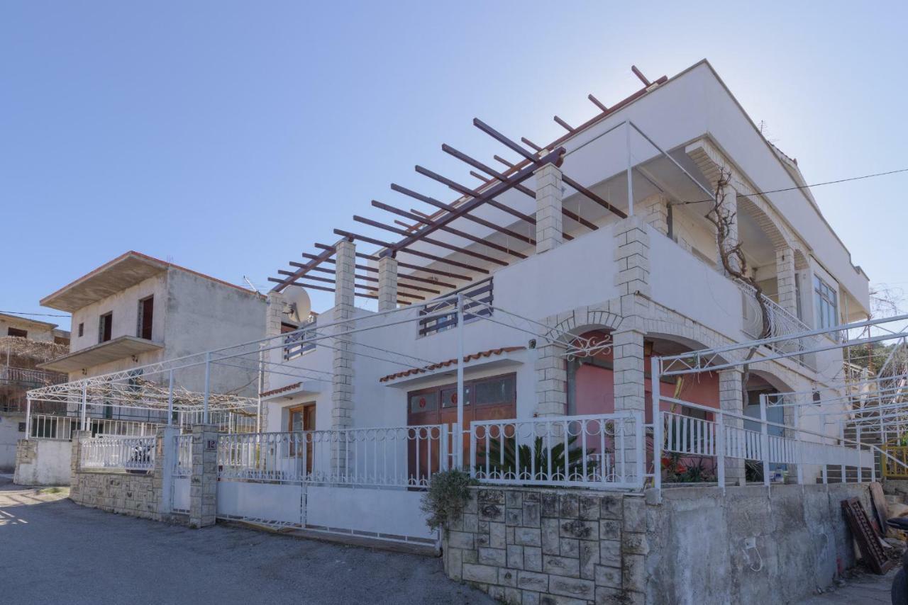 Apartment "Duma" Trogir Exterior photo